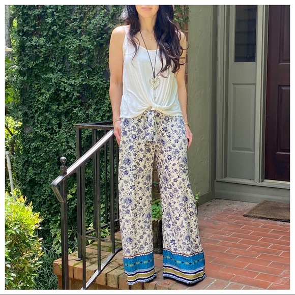 BOHO PRINT WIDE  LEG TIE FRONT PANTS - Picture 6 of 12
